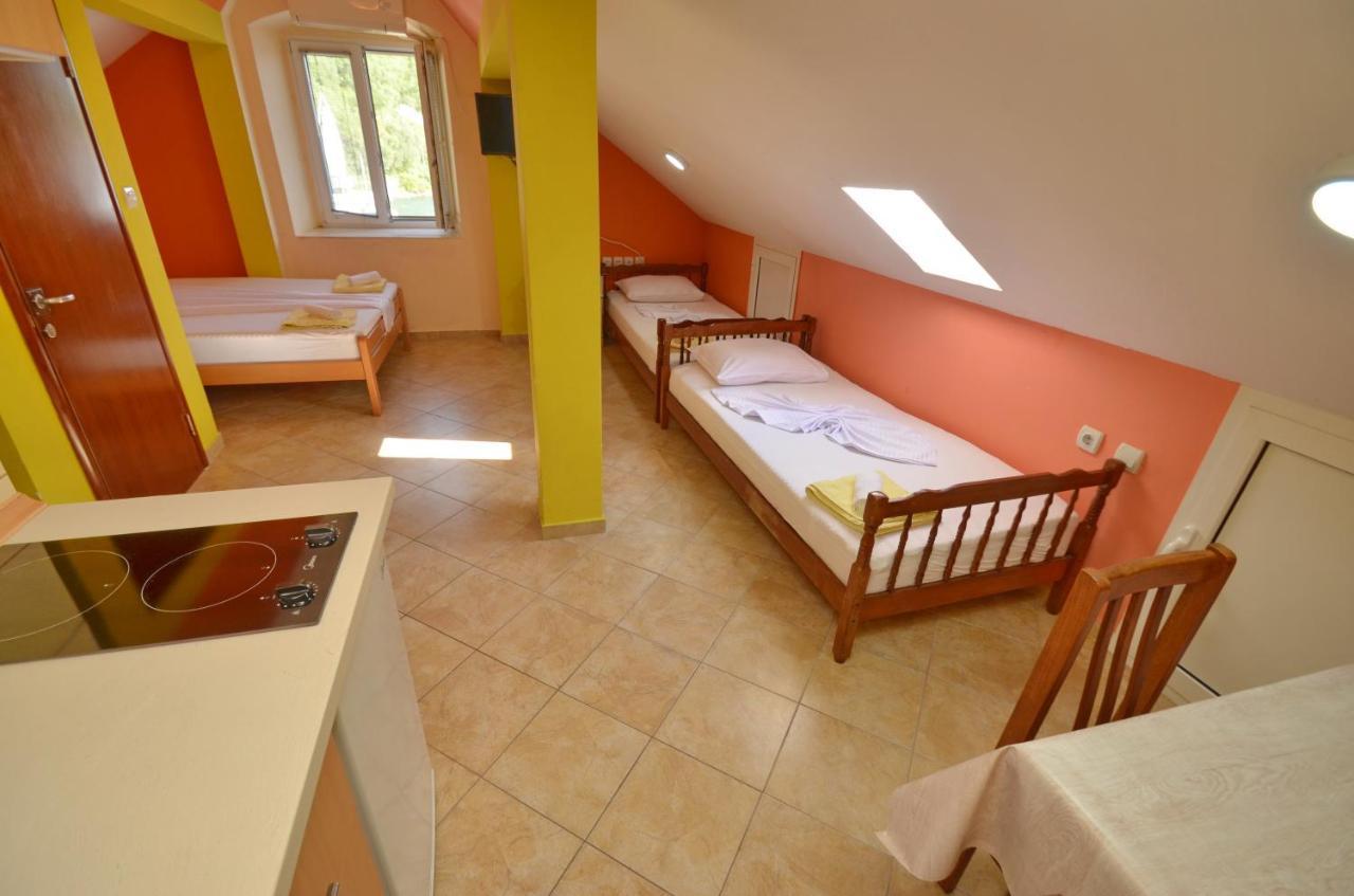 Ferienwohnung Tau Mir I Dobro Kotor Exterior foto