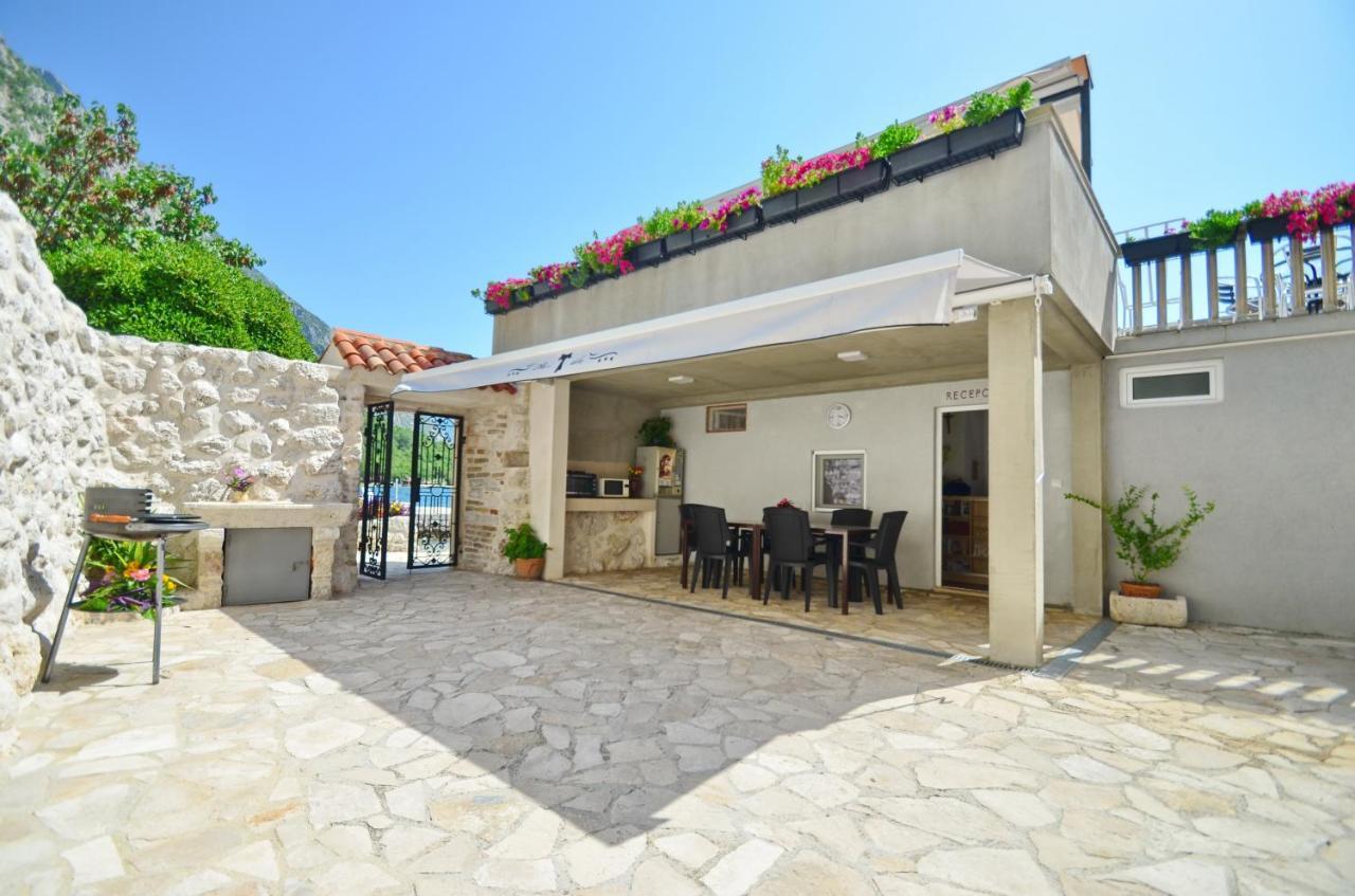 Ferienwohnung Tau Mir I Dobro Kotor Exterior foto